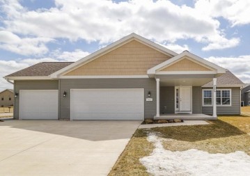 903 Hillview Rd, Black Earth, WI 53515