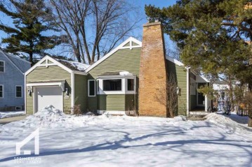 906 Swarthmore Ct, Shorewood Hills, WI 53705