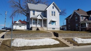 218 7th Ave, New Glarus, WI 53574