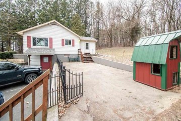 W7664 North Star Rd, Pacific, WI 53954