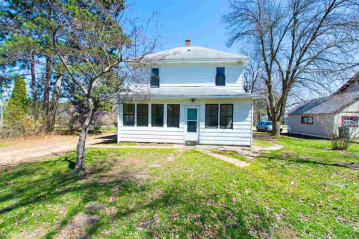 142 Wisconsin St, Camp Douglas, WI 54618