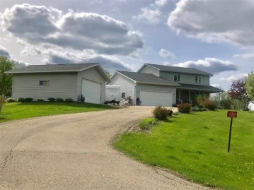 15369 Hillcrest Rd, Tomah, WI 54660