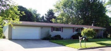 302 South Thomas Street, Loyal, WI 54446