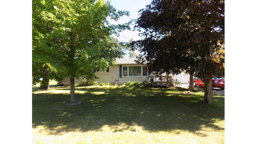 214 Pine Ave Crivitz, WI 54114 by RE/MAX North Winds Realty, LLC $84,900