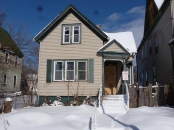 2468 W Vine St, Milwaukee, WI 53205