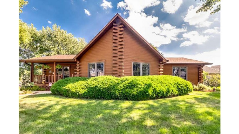 1229 Winged Foot Dr Twin Lakes, WI 53181 by Bear Realty, Inc $379,900