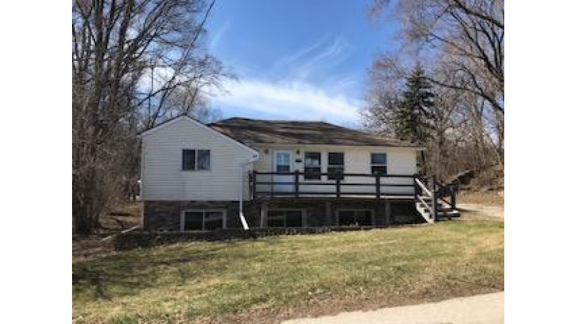 4534 Riverside Rd Waterford, WI 53185-3948 by Realty Executives - Elite $159,900