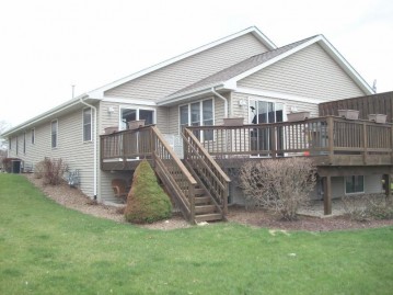 3380 Caleb Ct, Barton, WI 53090-1069