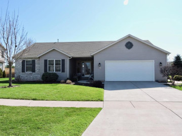 256 Cotton Grass Ln, Walworth, WI 53184