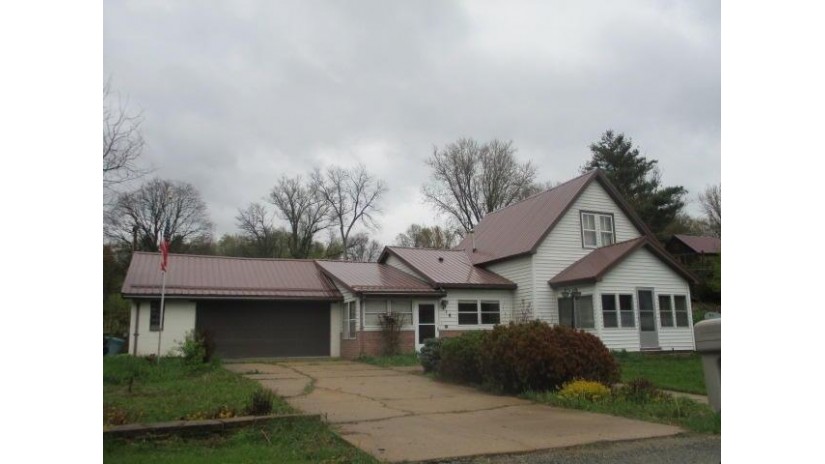 418 E Penn St La Farge, WI 54639 by HTC Realty By Design, LLC $65,000