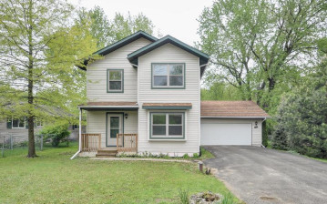 W5287 Tippecanoe Trl A, Sugar Creek, WI 53121-3538