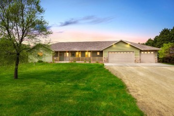 W20380 Sawmill Rd, Caledonia, WI 54630-8382