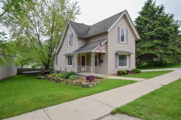 307 W State St, Burlington, WI 53105