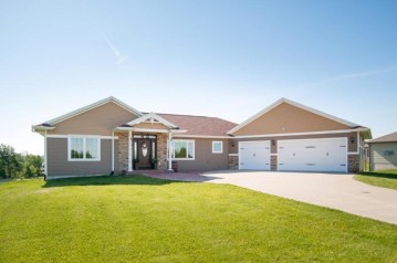 W3822 Highland Dr, Greenfield, WI 54601-8613