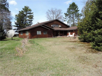 W5826 Spooner Lake Road, Spooner, WI 54801