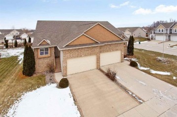 4018 S Parker Way, Ledgeview, WI 54115-2216