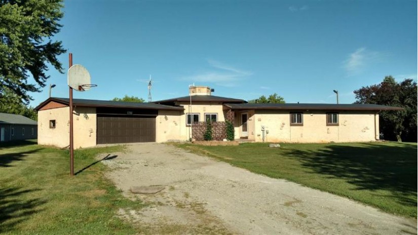 6986 Woodenshoe Road Neenah, WI 54956 by First Weber, Inc. $169,900
