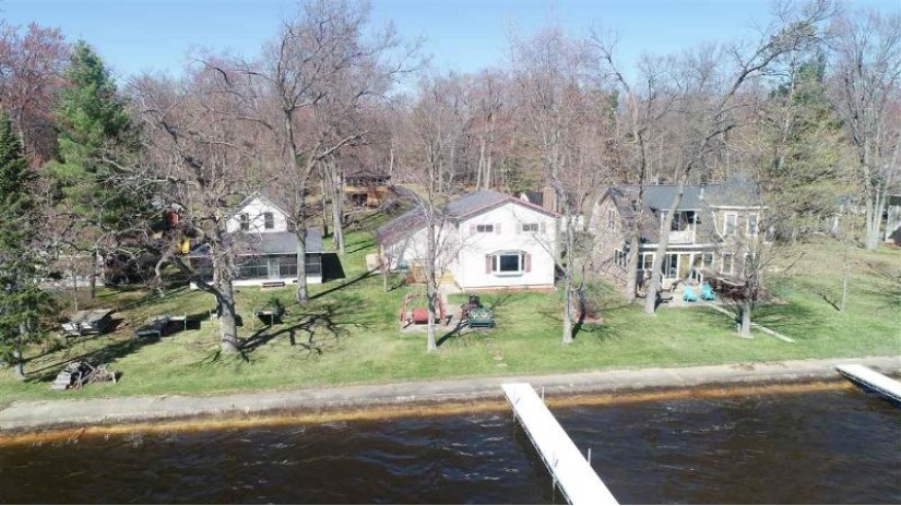 W5497 North Shore Drive Wescott, WI 54166 by Full House Realty, LLC $325,000