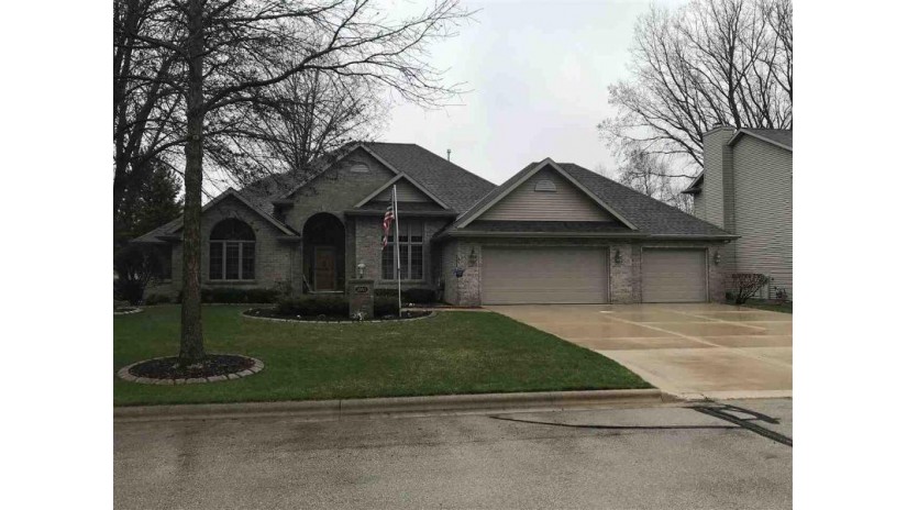 220 E Falcon Hill Way Green Bay, WI 54302 by Paramount Real Estate Services Llc $319,900