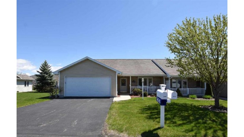 346 Wyldewood Drive E Oshkosh, WI 54904 by Re/Max On The Water $209,900