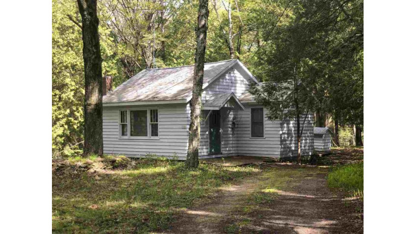 7376 Elms Road Nasewaupee, WI 54235 by ERA Starr Realty $95,000