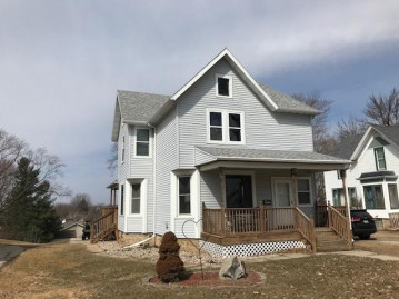 361 N Main St, Juneau, WI 53039