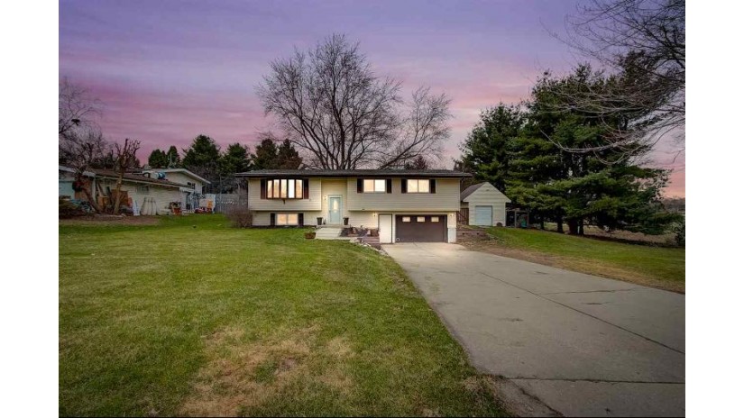 2706 Nightingale Ln Cottage Grove, WI 53527 by Century 21 Affiliated $249,900