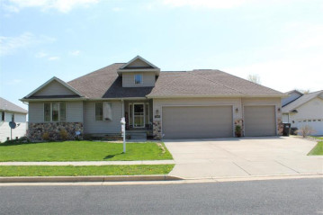 524 Pheasant Tr, Deerfield, WI 53531