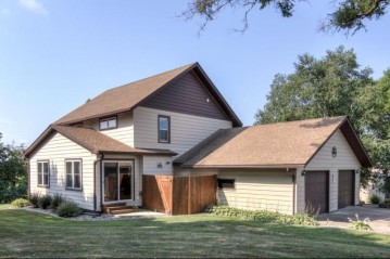 N6047 950th St, Ellsworth, WI 54011