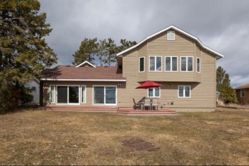 408 Pine Ridge Dr, Shell Lake, WI 54871