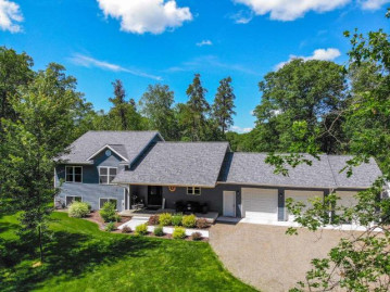 W4434 Wind Song Rd, King, WI 54487