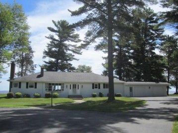 N1768 Shore Dr, Peshtigo, WI 54143