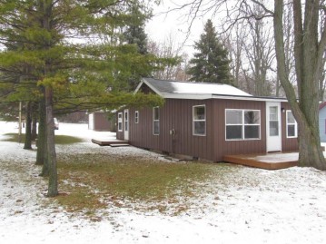 N5857 Rockland Beach Rd, Hilbert, WI 54129