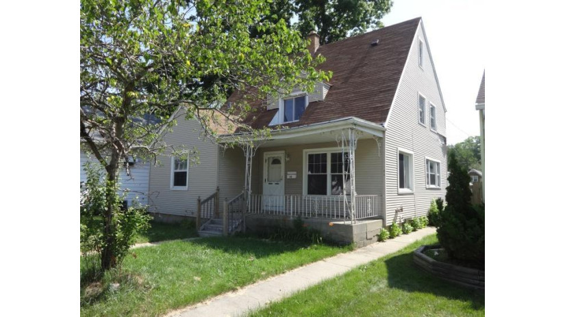 1621 Arthur Ave Racine, WI 53405 by 1st Choice Properties $81,000