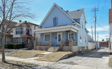 1101 S 47th St, West Milwaukee, WI 53214-3505