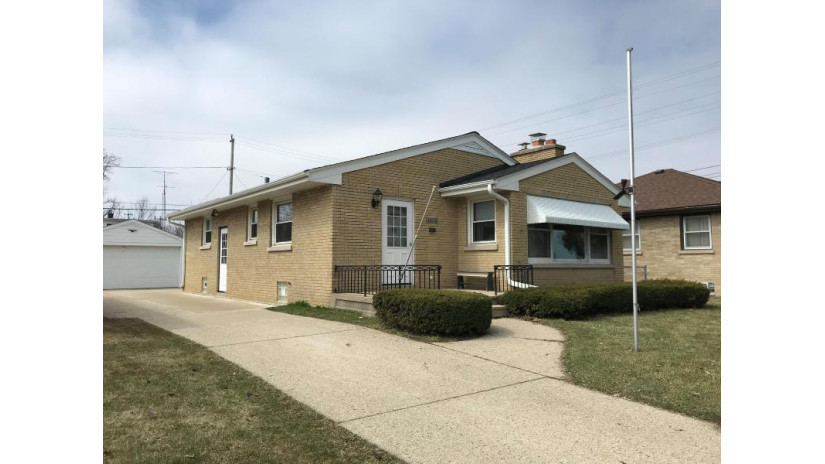 3506 Sheridan Rd Kenosha, WI 53140 by RealtyPro Professional Real Estate Group $162,900