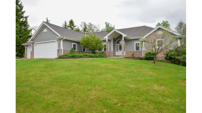 S75W22310 Glenecho Rd Vernon, WI 53103 by Shorewest Realtors $499,900