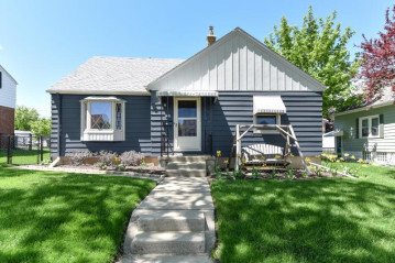 2349 S 62nd St, West Allis, WI 53219-2142