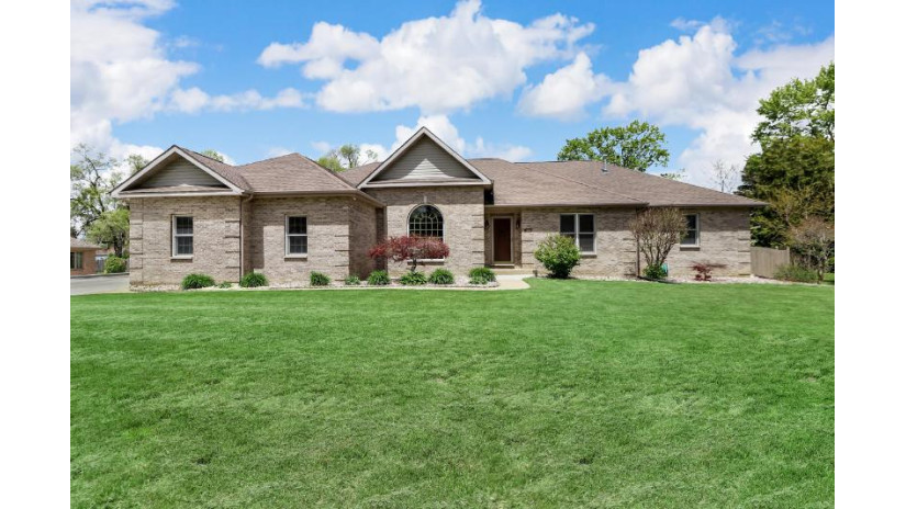 5410 85th Pl Pleasant Prairie, WI 53158 by Berkshire Hathaway Home Services Epic Real Estate $439,900