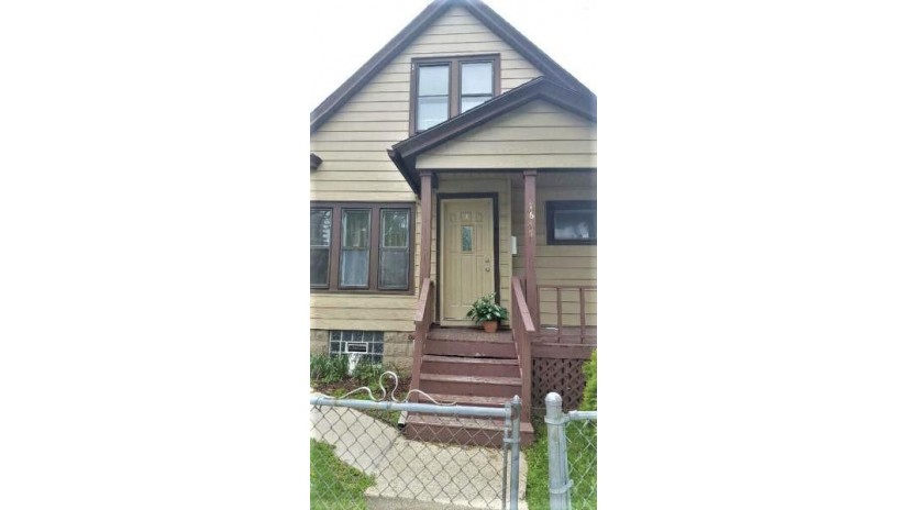 1647 S 6th ST Milwaukee, WI 53204 by RE/MAX Market Place $90,000