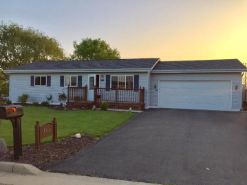 115 Westgate, Iron Ridge, WI 53035