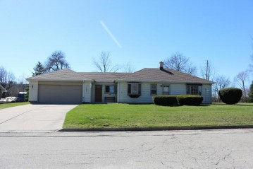 4989 N 132nd St, Butler, WI 53007-1437