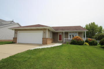 8709 Camelot Trce, Sturtevant, WI 53177-2968