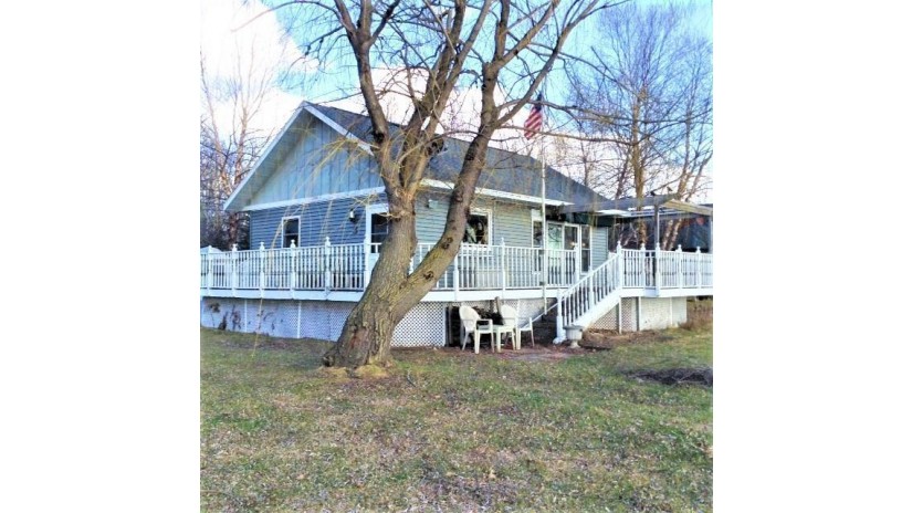 707 East Lake Drive Drive Shell Lake, WI 54871 by Edina Realty, Corp. - Siren $230,000