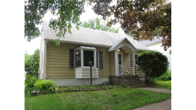 333 Pine Street Glenwood City, WI 54013 by Edina Realty, Inc. - Chippewa Valley $134,900