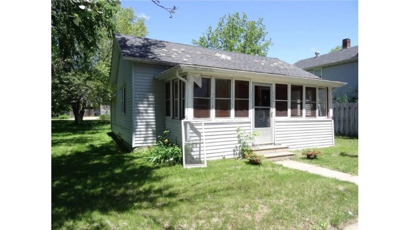 909 Tyler Street Black River Falls, WI 54615 by Clearview Realty Llc $52,000