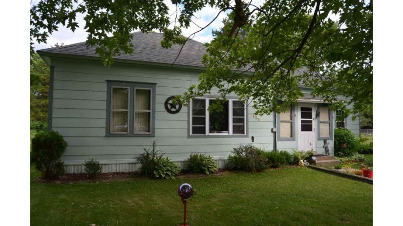 426 S Main Street Hancock, WI 54943 by Coldwell Banker Real Estate Group $53,500