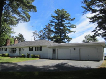 N1768 Shore Drive, Peshtigo, WI 54143