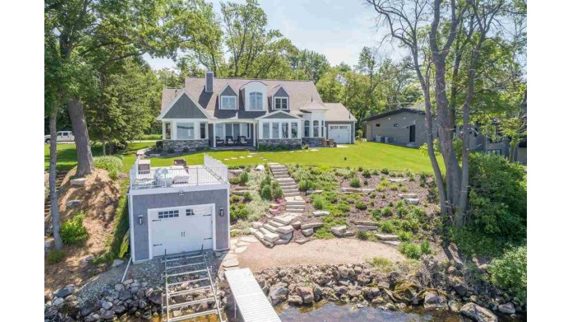 6257 Lyngaas Road Winneconne, WI 54986-9202 by Coldwell Banker Real Estate Group $1,350,000