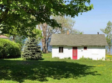 N6421 Fairy Springs Road, Stockbridge, WI 54129